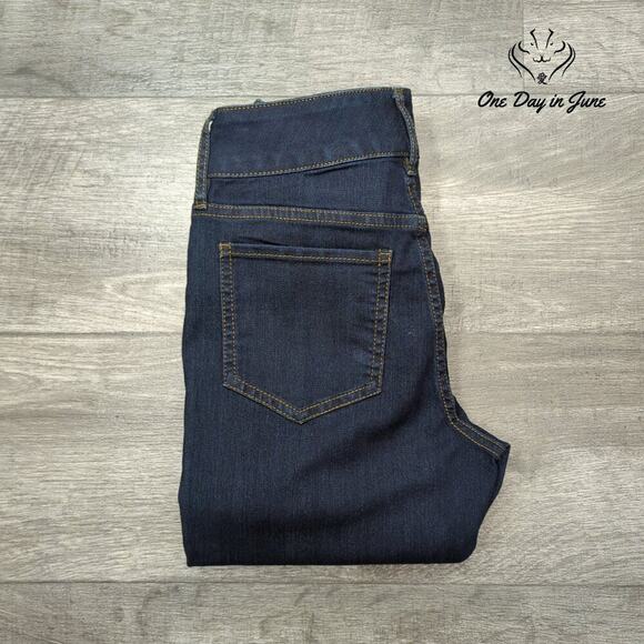 The Limited High Rise Jegging Jeans Size 2 - Picture 6 of 6